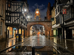 Nightime, Eastgate, Chester
