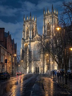 Nightime, the Minster, York